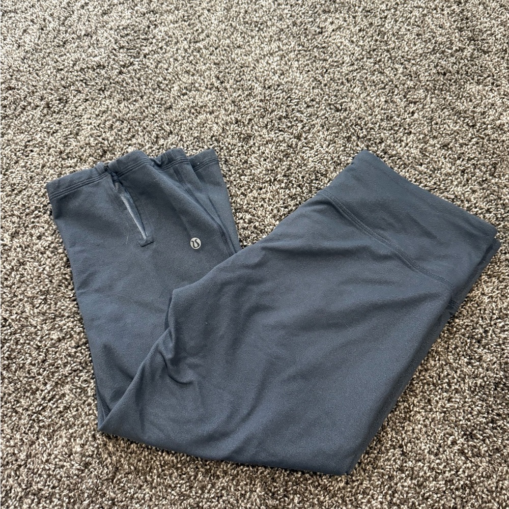 lululemon athletica grey cropped pants 19inch inseam